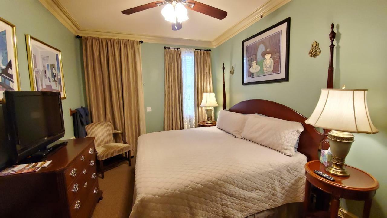 Lions Inn Bed & Breakfast New Orleans Bagian luar foto